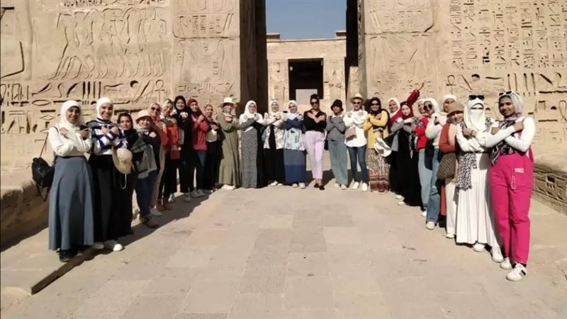 جانب من زيارة الشباب