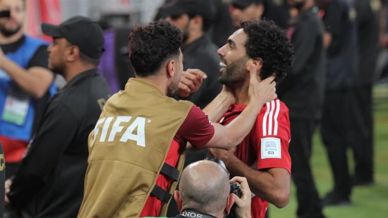 حسين الشحات، فيتو