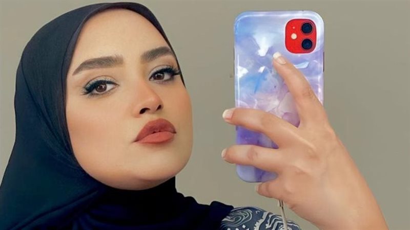 هدير سيد خبيرة المكياج