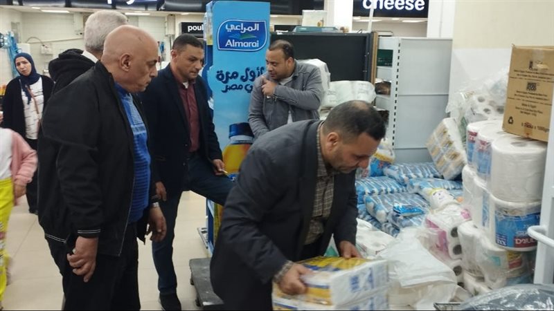 حملات مكثفة على الأسواق