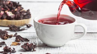  فوائد الكركديه، يحمي القلب والكبد ويعالج قشرة الرأس وتساقطه
