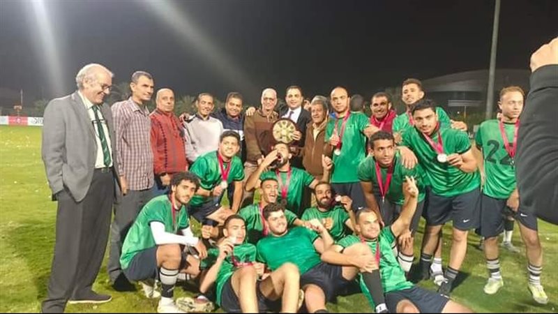 فوز الفريق، فيتو