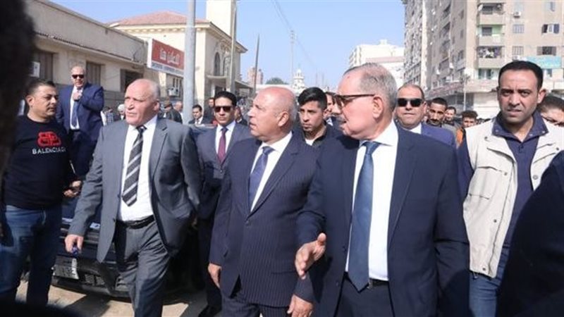 وزير النقل ومحافظ