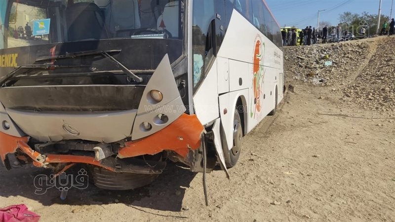 اتوبيس الأقصر، فيتو