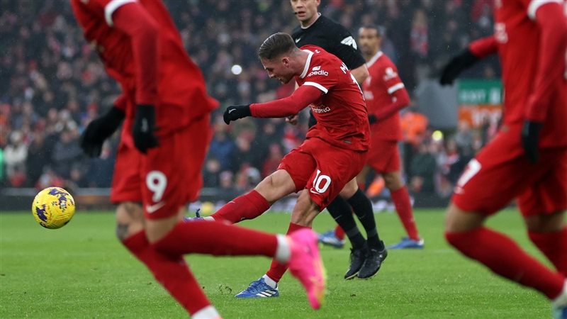 ليفربول، فيتو