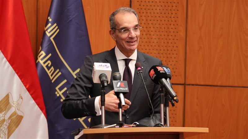 د. عمرو طلعت، فيتو