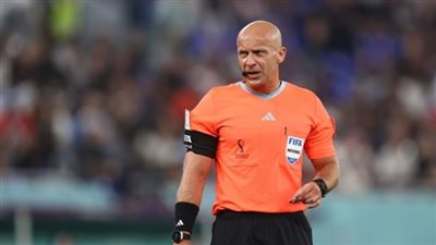 ابن الفيفا المدلل وأخطاؤه بالجملة، خبير تحكيمي يهاجم حكم مباراة الأهلي وفلومينينسي البرازيلي