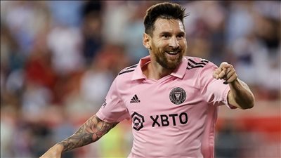تعرف على أكثر اللاعبين تسجيلا للأهداف خلال عام ميلادي واحد.. ميسي يتصدر القائمة