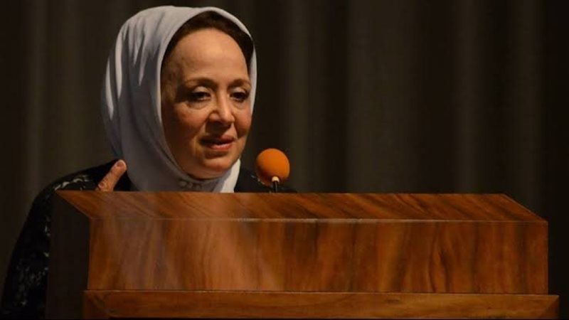الدكتور يمنى طريف