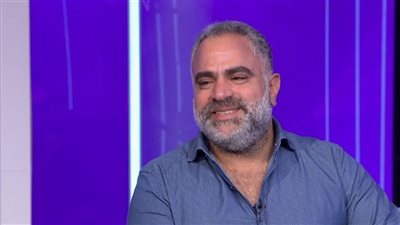 تعرف على شخصية محمد شاهين في مسلسل طالع نازل لمنى زكي