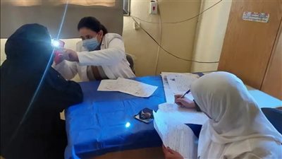 صحة الأقصر: الكشف على 1154 مريضا بقافلة علاجية بمركز شباب البياضية