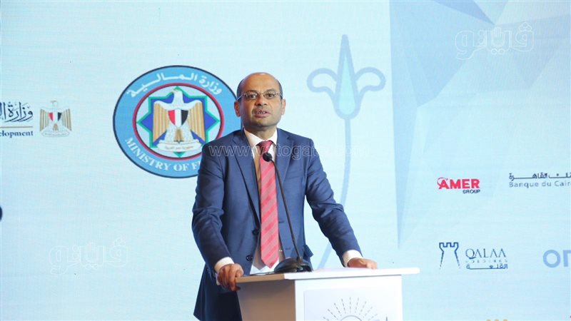 رئيس البورصة المصرية،