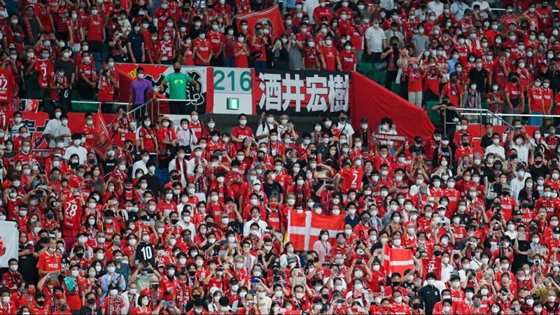 جماهير أوراوا الياباني،