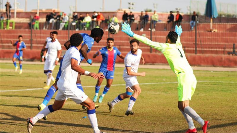 دوري المحترفين، فيتو
