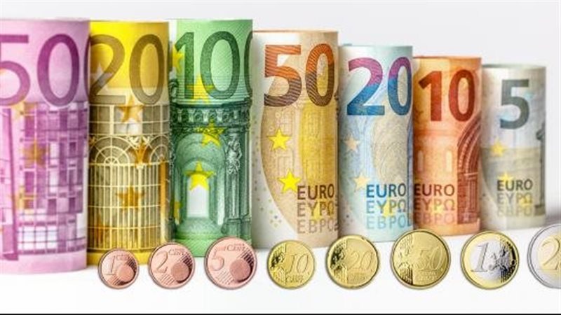 سعر اليورو مساء اليوم،