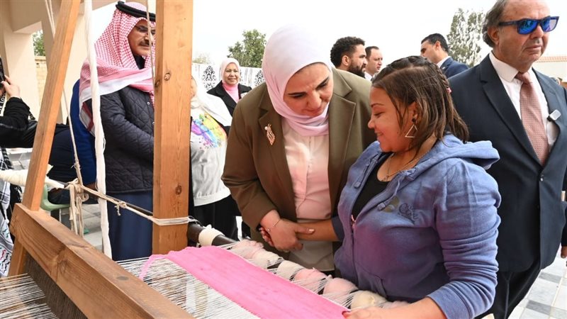 نيفين القباج وزيرة