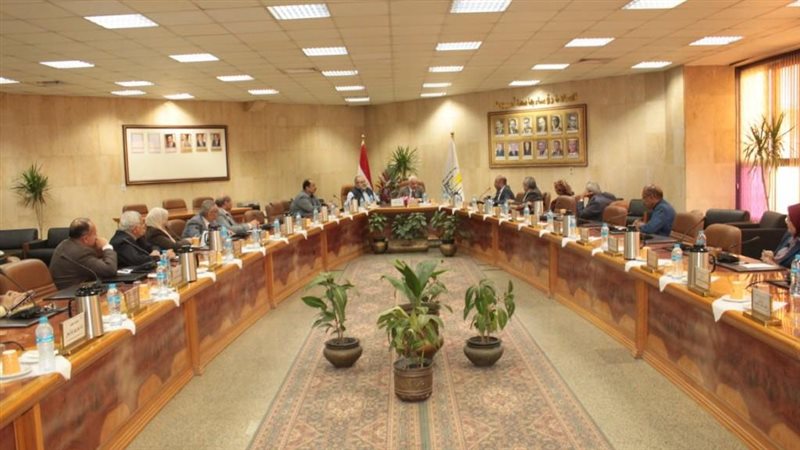 اجتماع قيادات جامعة