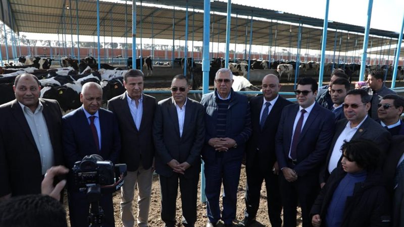 وزير الزراعة ومحافظ