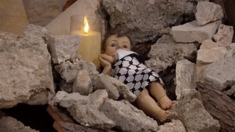 طفل عيدالميلاد في
