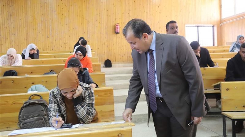 جامعة قنا،فيتو