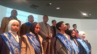تكريم الفائزين في مسابقة التربية الاجتماعية والاتحادات الطلابية بالأقصر
