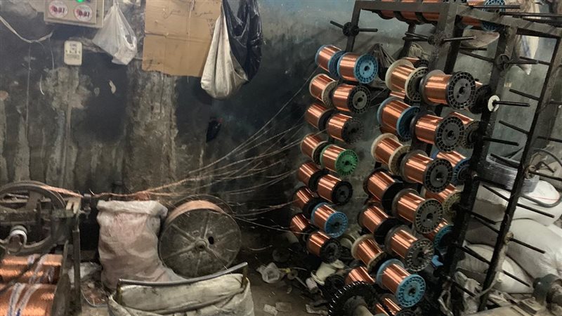 بداخلهما 44 طن..الامن