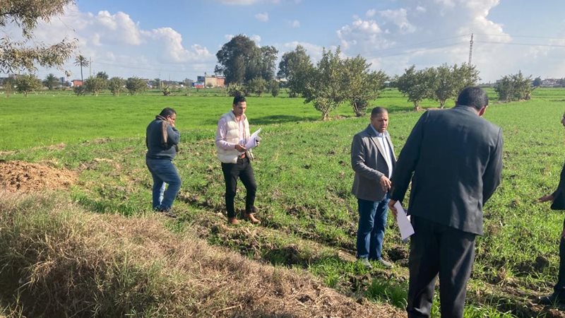 تفقد الأراضى المنزرعة