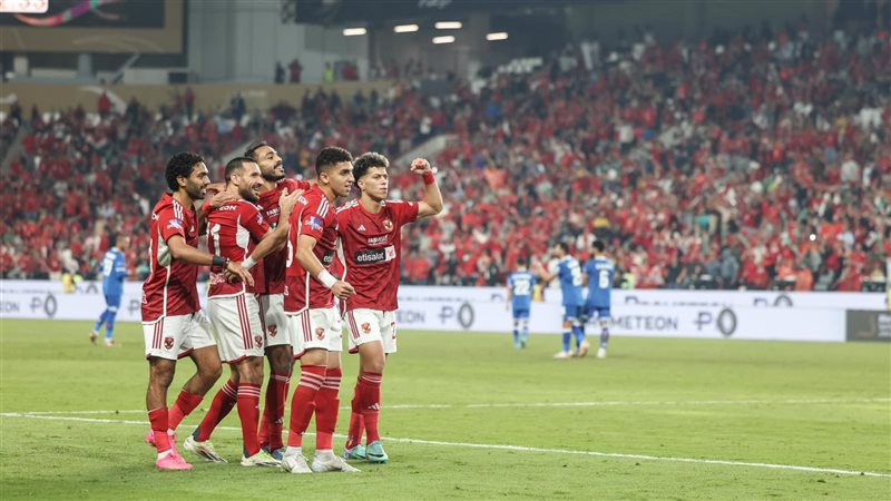 فريق الكرة بالأهلي،فيتو
