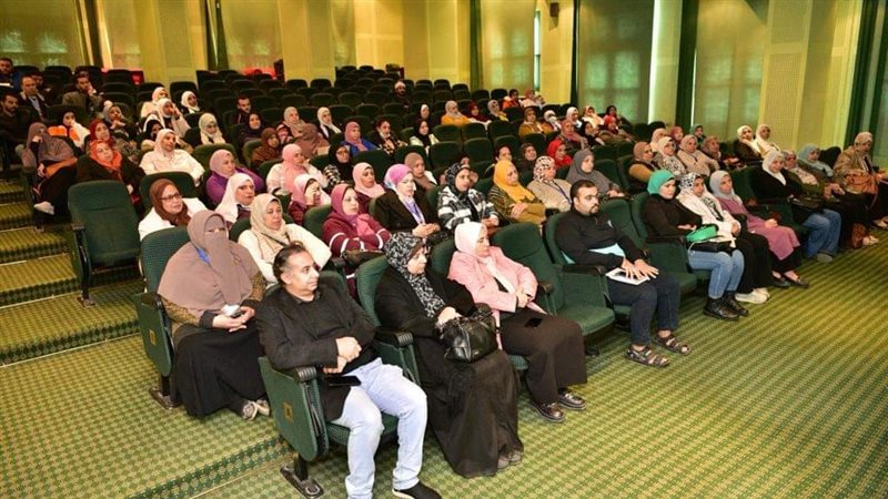جامعة عين شمس، فيتو