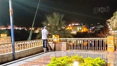 نظافة وتجميل المتنزهات السياحية بأسوان استعدادا لاحتفالات رأس السنة (صور)