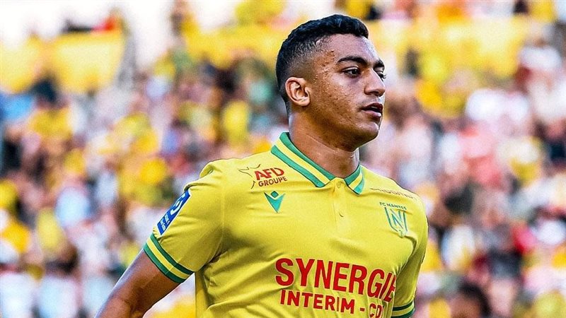 مصطفى محمد، فيتو