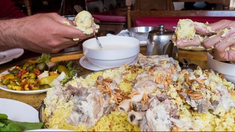 حكم تلبية الدعوة