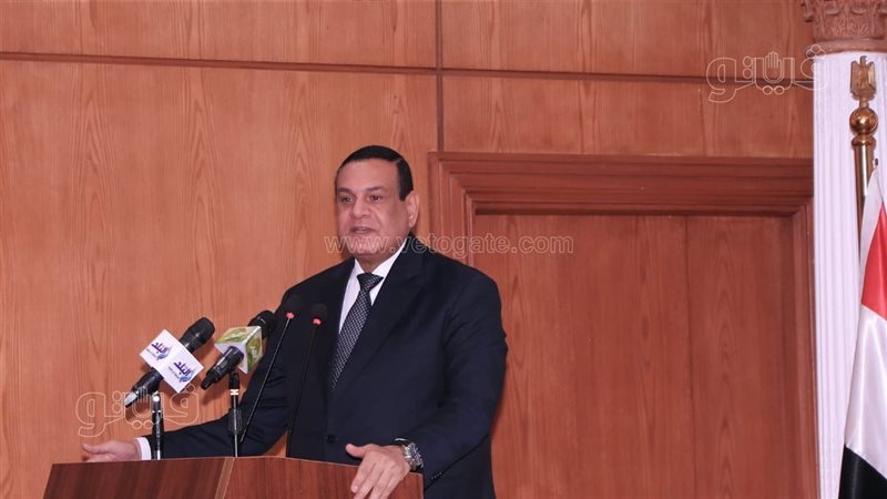 اللواء هشام آمنة