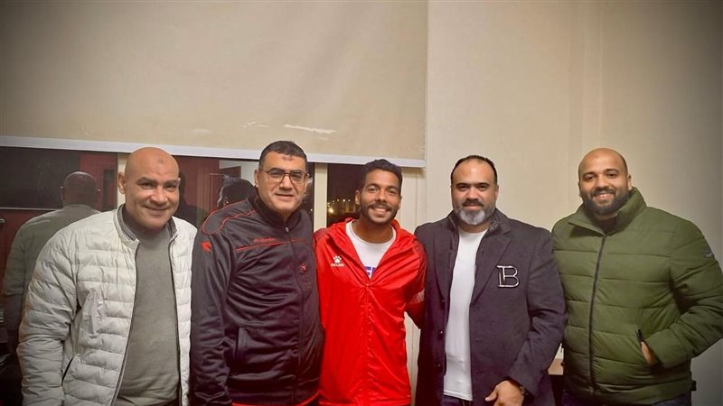إسلام مجدي لاعب وسط