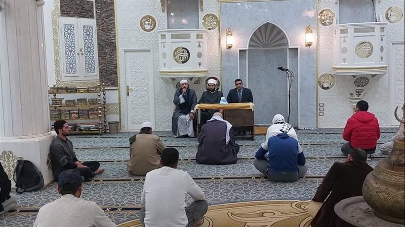 تنظم ندوات علمية