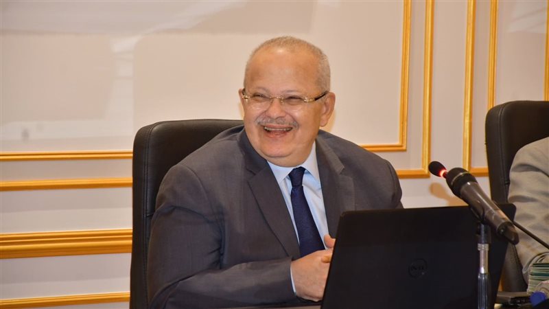 د. محمد الخشت رئيس