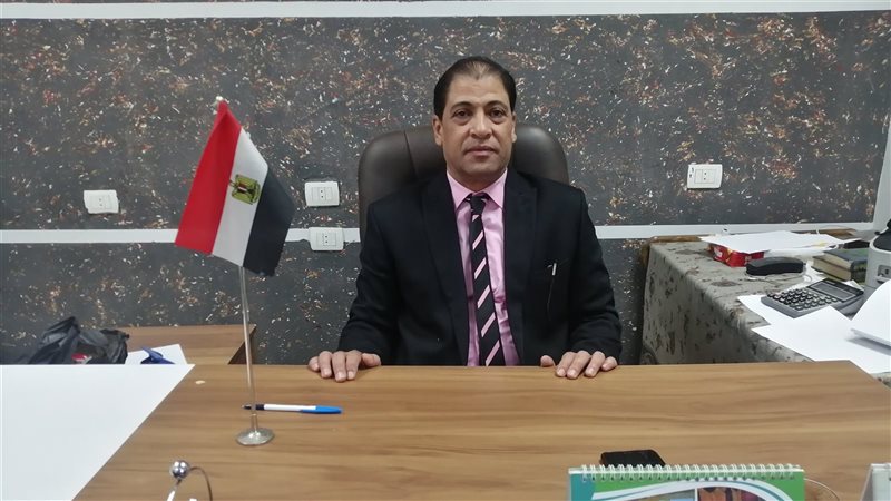 الدكتور طارق لطفي