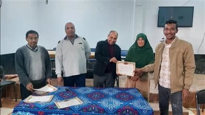دورة تدريبية في مجال ريادة الأعمال بمركز شباب طيبة بالأقصر 