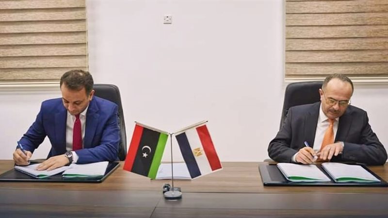مراسم توقيع كبرى