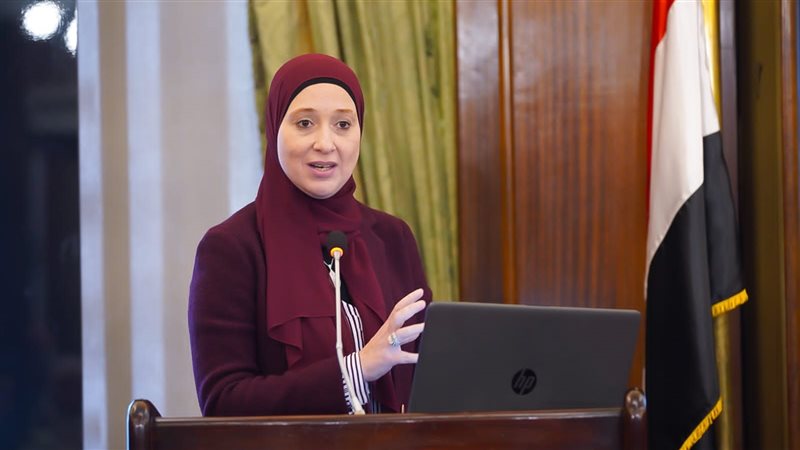 الدكتورة مني عصام