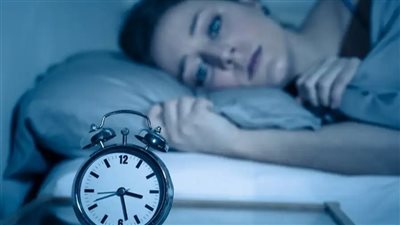 استشاري طب نفسي توضح عدد ساعات النوم الصحية 