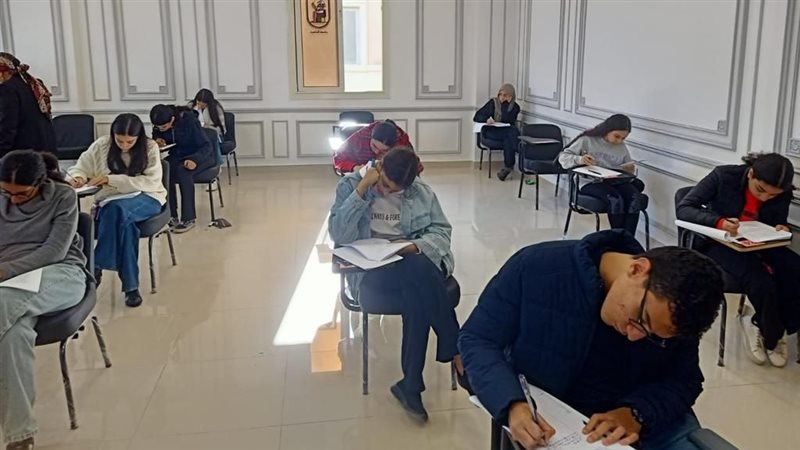 طلاب جامعة القاهرة