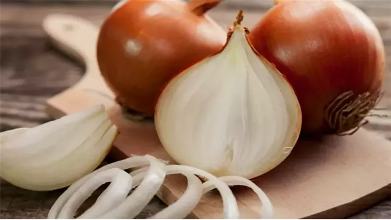فوائد البصل، فيتو