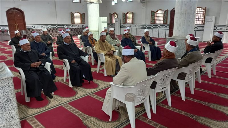 جانب من استقبال القافلة
