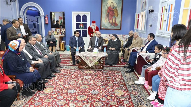 محافظ بني سويف يزور