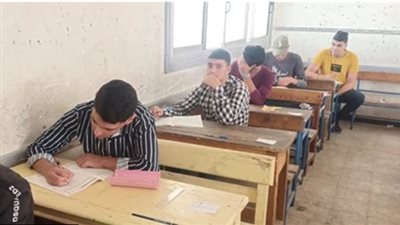 التعليم تكشف طريقة امتحانات مراحل النقل بالابتدائية والإعدادية