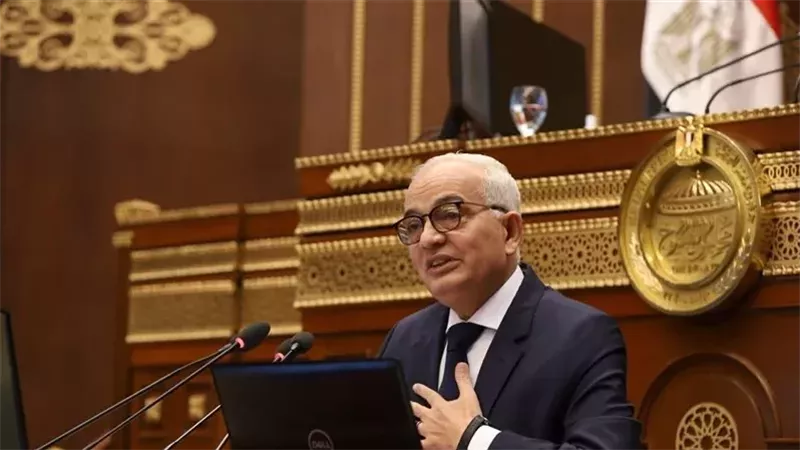 رضا حجازي وزير التربية