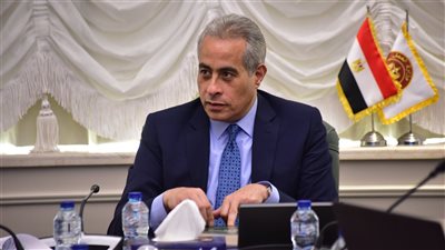 حسن شحاتة: حريصون على سرعة إصدار قانون عمل متوازن يحقق الأمان الوظيفي 