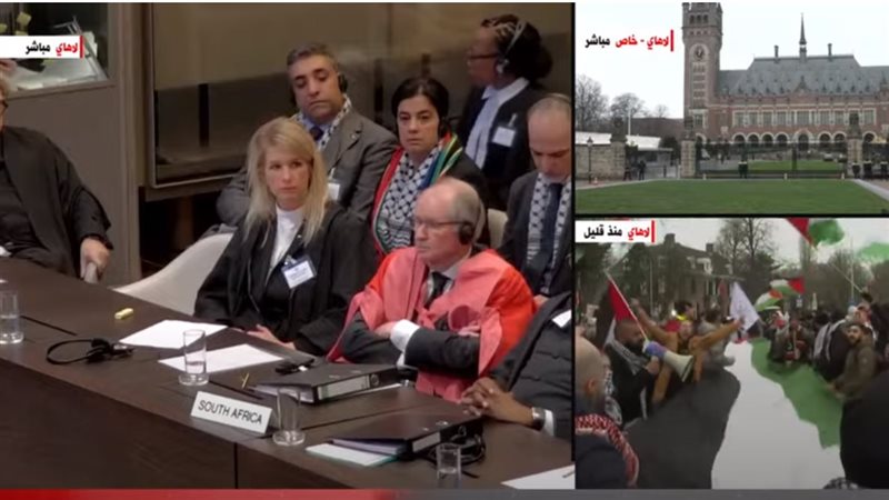 تظاهرات أمام محكمة