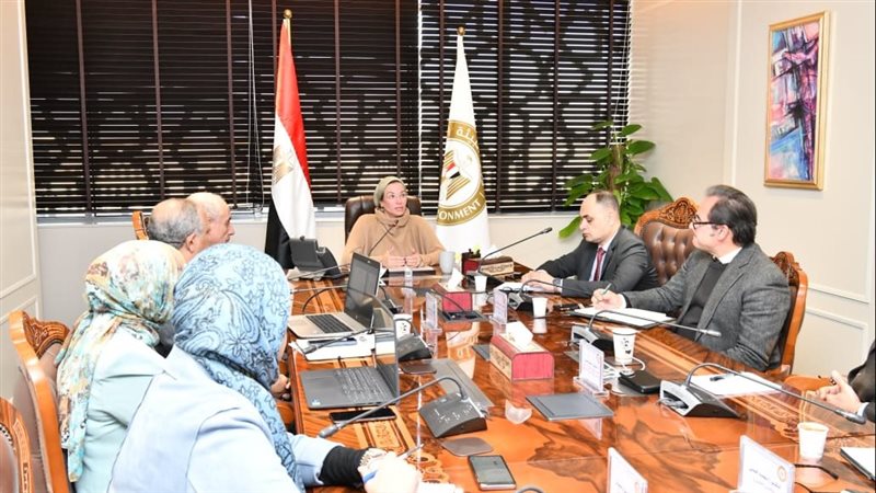 اجتماع وزيرة البيئة،